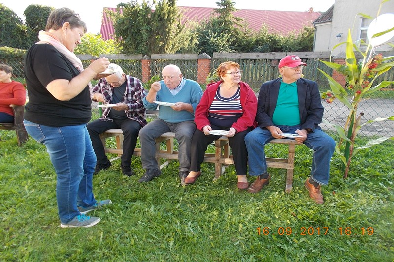 Kliknij aby obejrzec w pelnym rozmiarze 